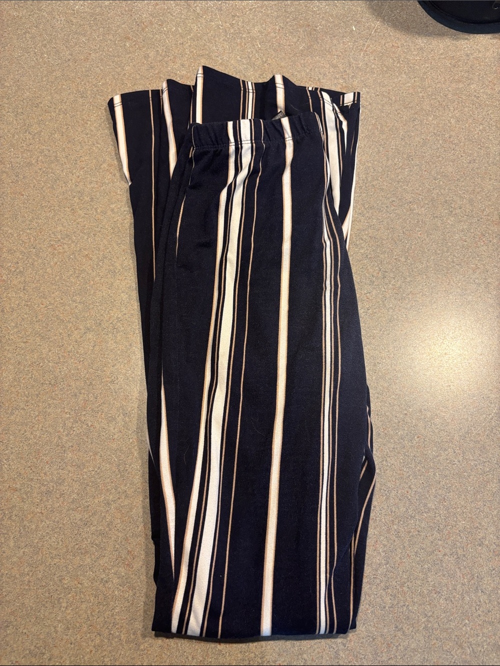Forever 21 Black and White Striped Wide Leg Pants